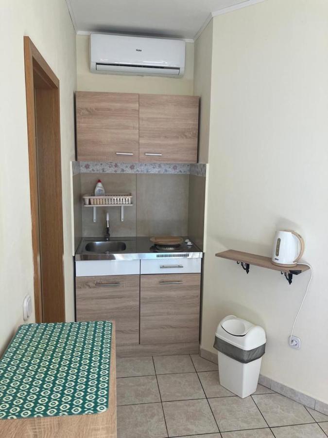 Apartmani Fani 2 Min Walking From Sea Оребич Экстерьер фото