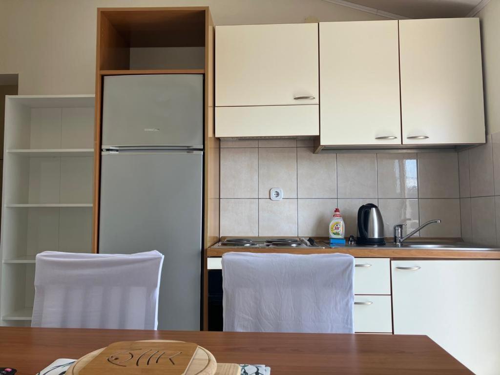 Apartmani Fani 2 Min Walking From Sea Оребич Экстерьер фото