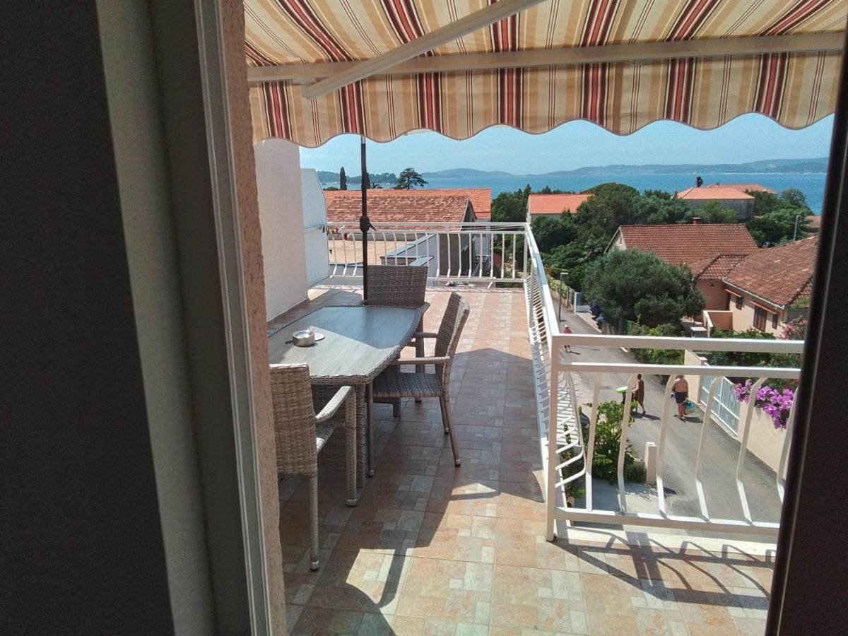 Apartmani Fani 2 Min Walking From Sea Оребич Экстерьер фото