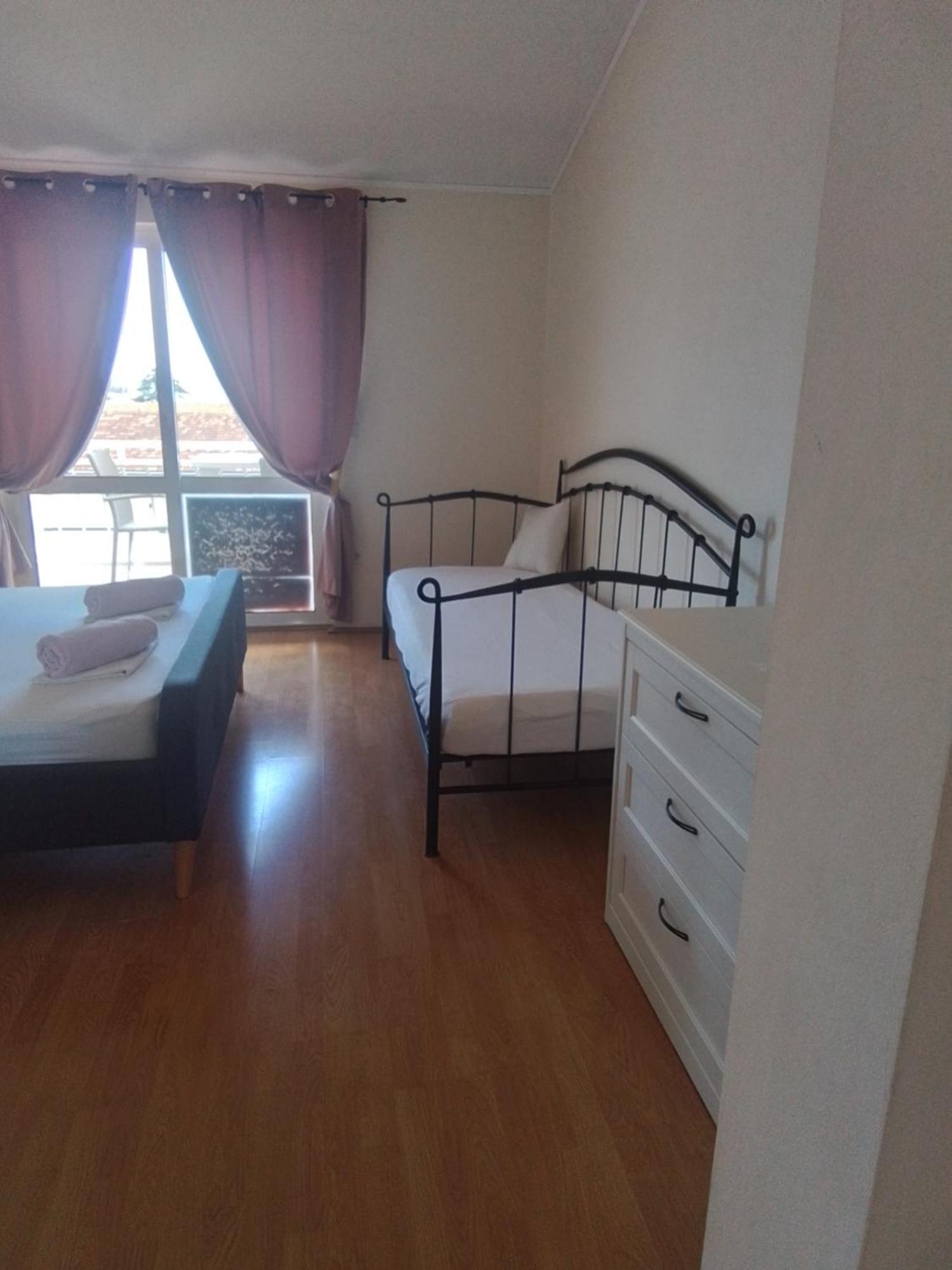 Apartmani Fani 2 Min Walking From Sea Оребич Экстерьер фото