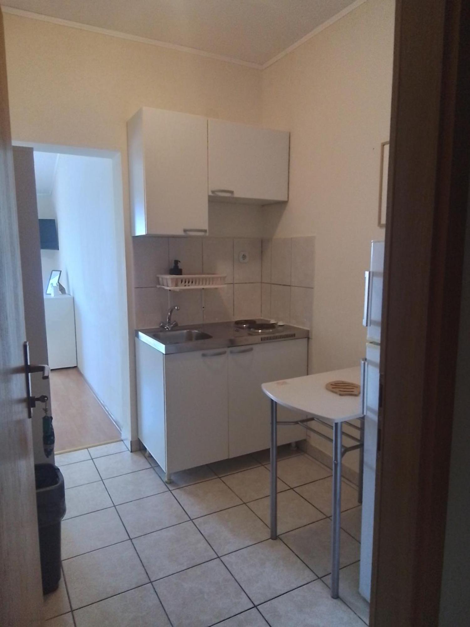 Apartmani Fani 2 Min Walking From Sea Оребич Экстерьер фото